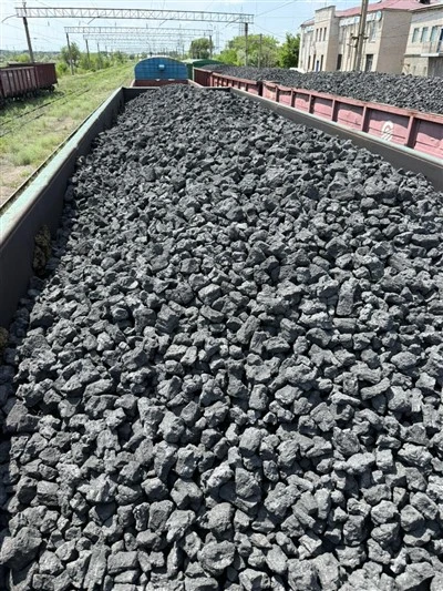 Vrući izvozni metalurški koks najbolje kvalitete 10-25 mm injekcijski koks